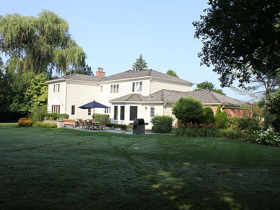 Beautiful landscaped yard