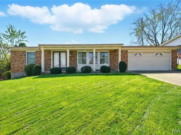 11852 Beaverton Dr, Bridgeton, MO 63044