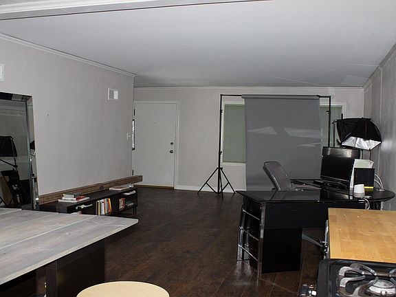 Kitchen-Living Room Open Concept 
