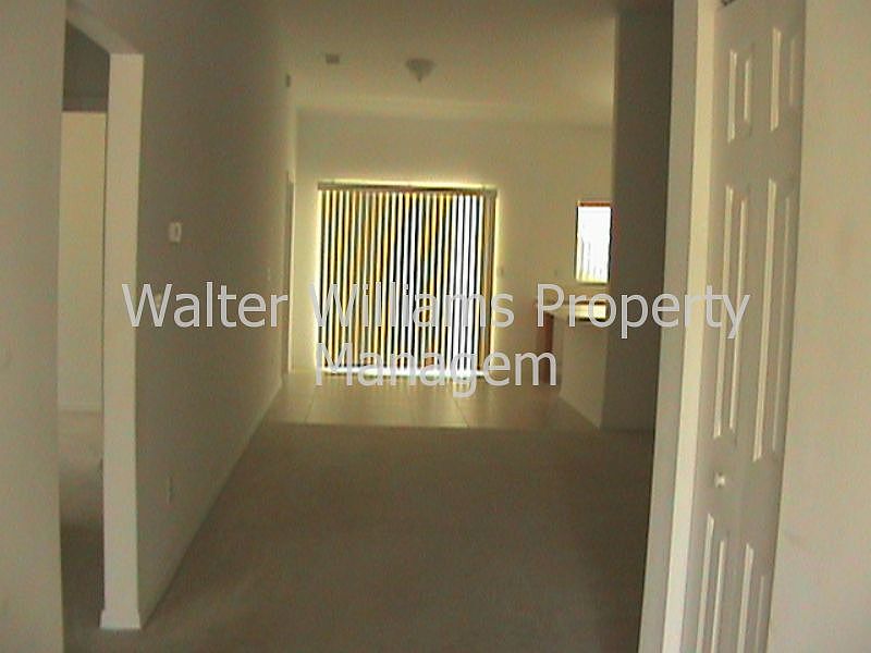 2nd image of 10 Eastern Pl #A