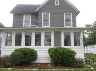 808 Douglas Ave, Ashton, IL 61006