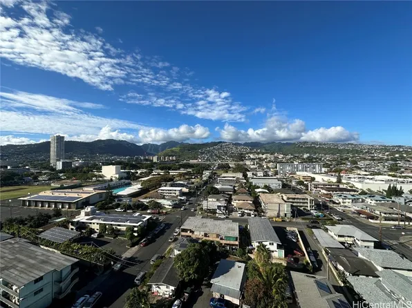 737 Olokele Ave APT 1502, Honolulu, HI 96816
