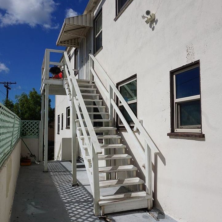 2nd image of 4326 Arizona St
