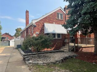 9274 Mackenzie Rd, Saint Louis, MO 63123