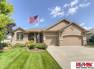 12425 S 81st St, Papillion, NE 68046