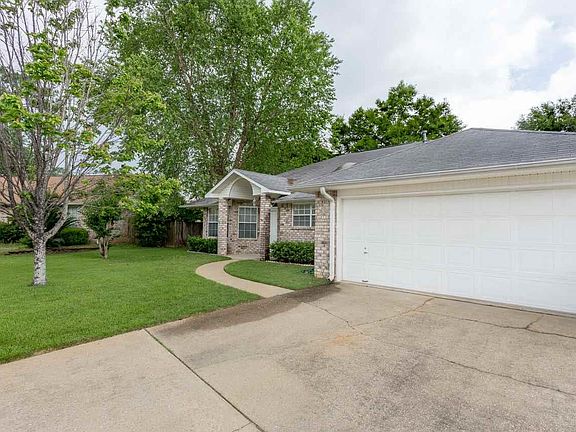 3rd image of 1052 Wonderwood Ct