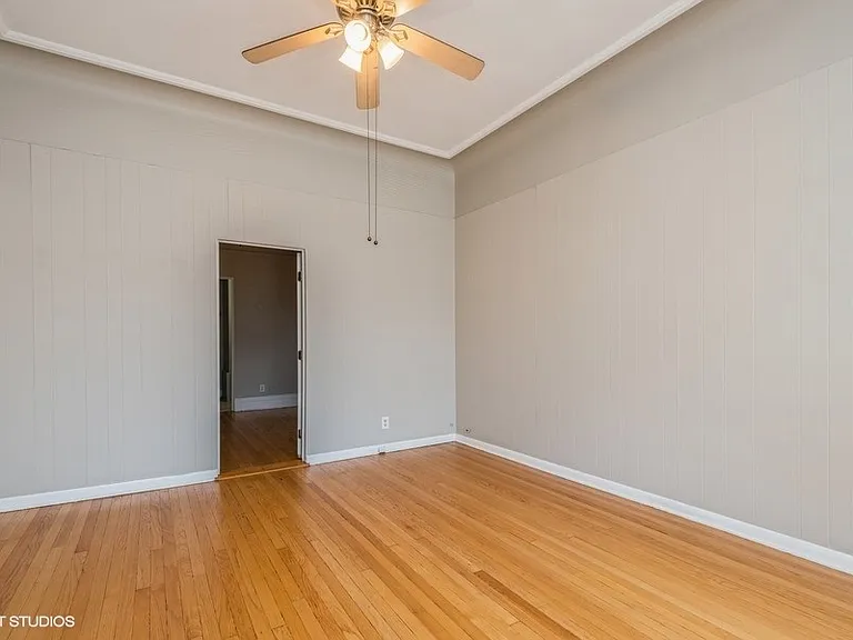 932 W Cullom Ave #1F — Photo 4