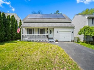84 Wheeler Ave, Springfield, MA 01118