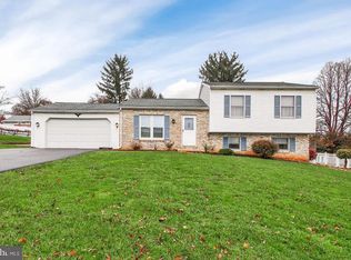 121 Skyview Dr, Shrewsbury, PA 17361