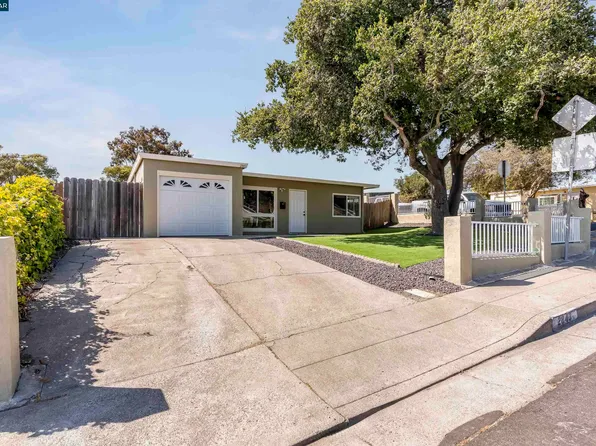 2843 Moyers Rd, Richmond, CA 94806