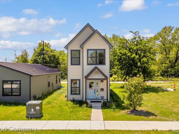 2827 16th St, Detroit, MI 48216