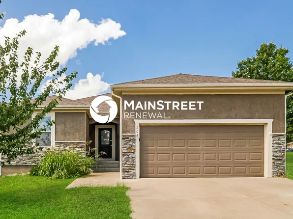204 NE Kim Ct, Grain Valley, MO 64029