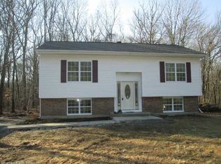 635 Waterman Rd, Lebanon, CT 06249