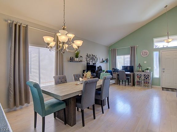 5th image of 6043 Blue Autumn St