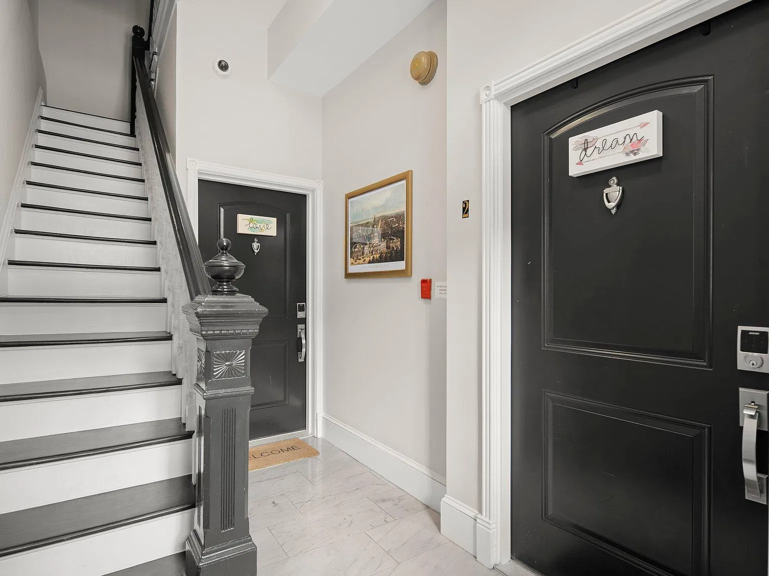 506 Seward Sq SE — Photo 3