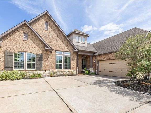 2nd image of 4401 Odell Ln