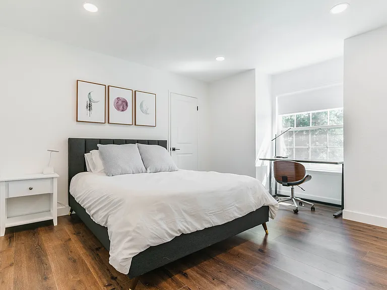4938 Pasadena Ave — Photo 10