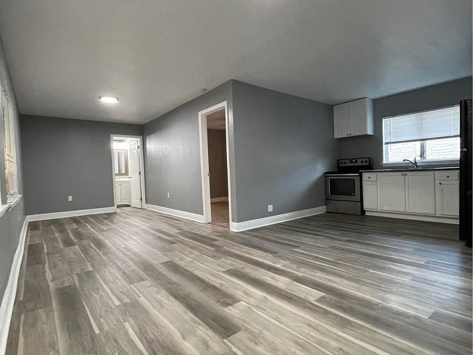 1st image of 2340 Wydine Dr #4