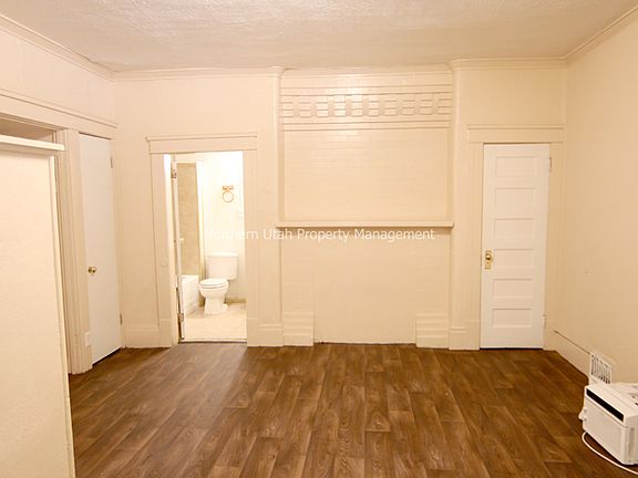 2 Main Room_04032020