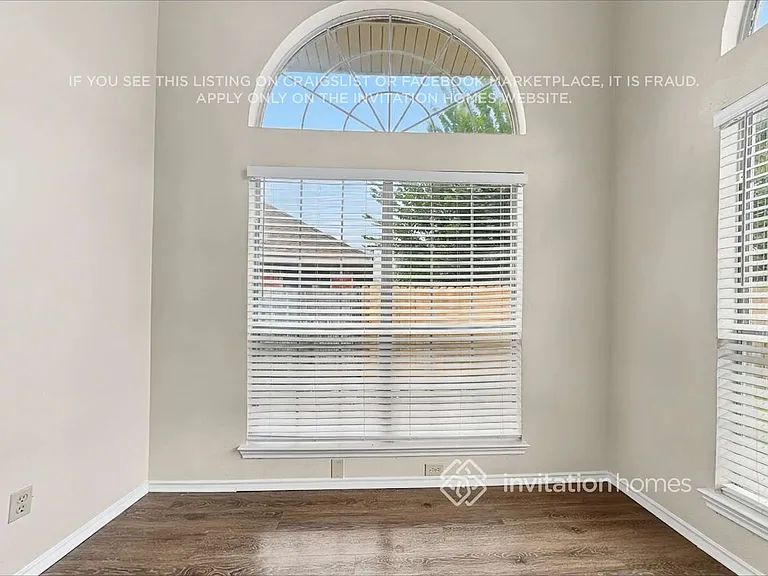 8512 Sabinas Trl — Photo 18