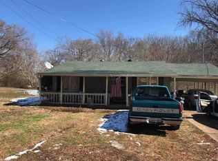 1205 S Lexington St, Trenton, TN 38382