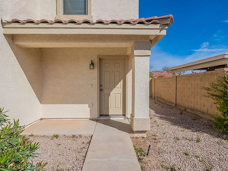 2420 E Gleneagle Dr — Photo 4