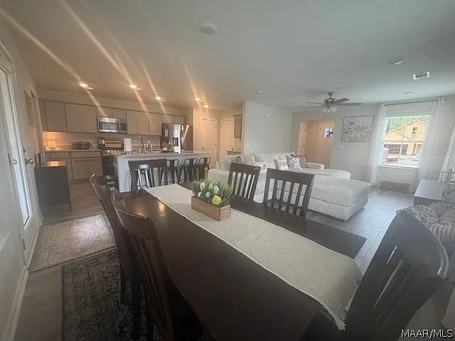 88 Trevor Dr — Photo 15