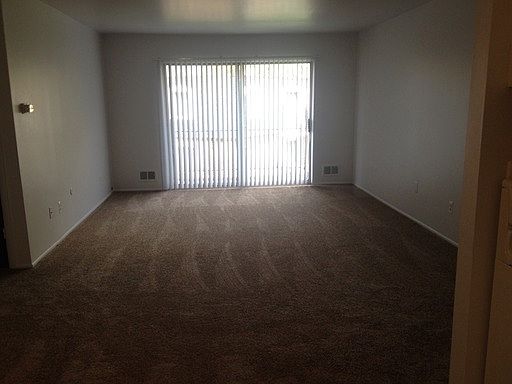 3rd image of 2722 Golfside Dr APT 914