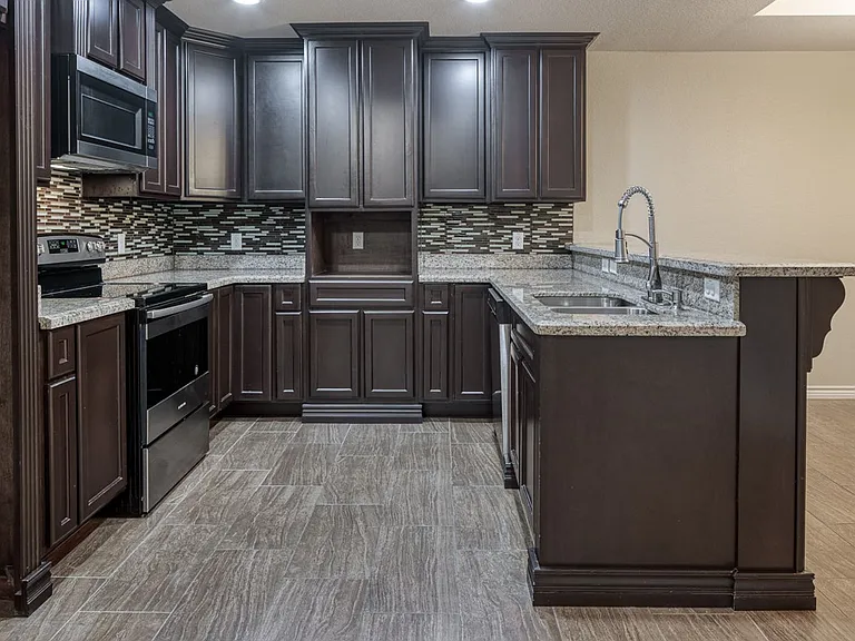 311 Javier Dr — Photo 6