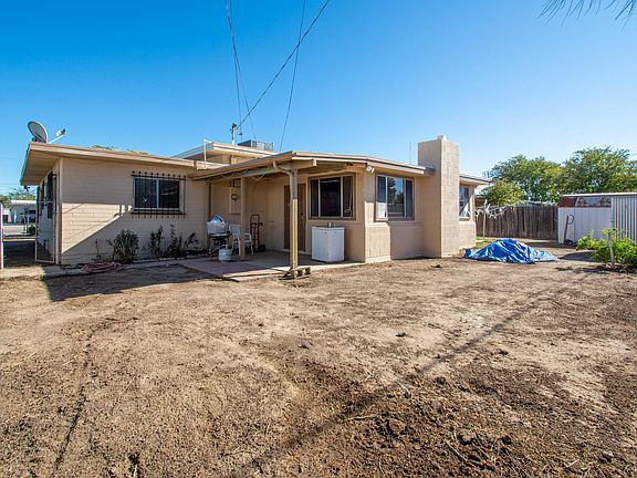 3rd image of 4941 N Sunrise Ave