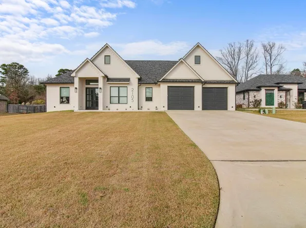 2105 Sophia Ln, Longview, TX 75601