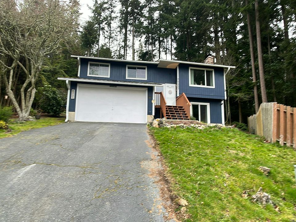 1st image of 26453 Kingsview Loop NE