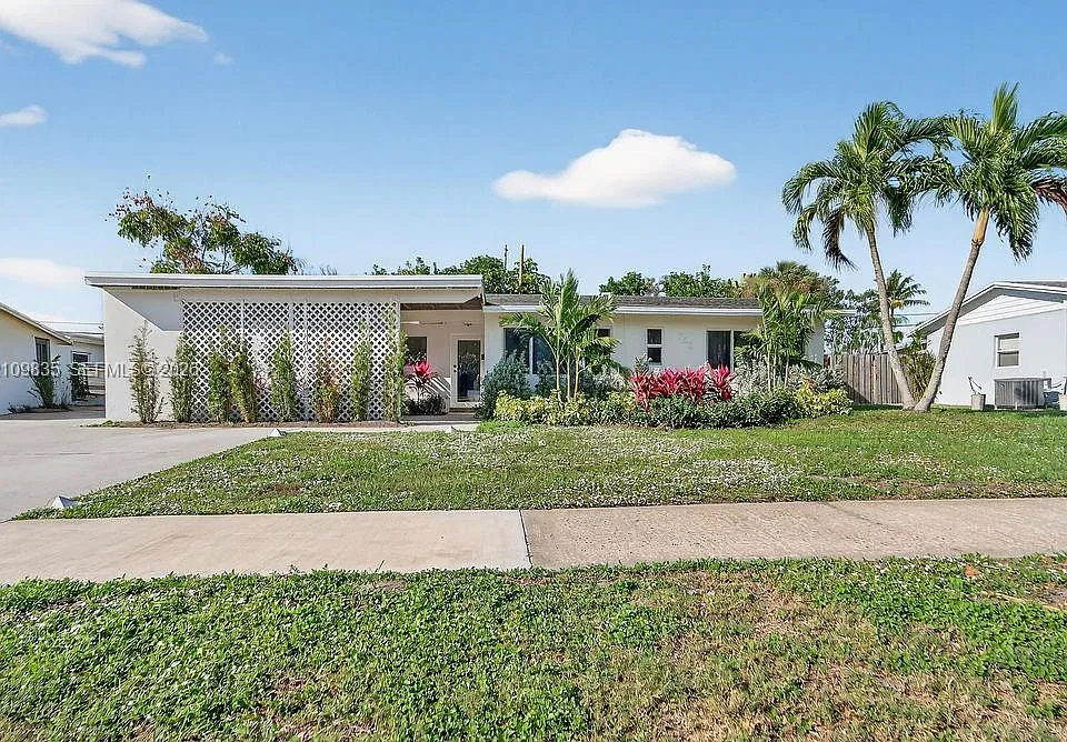 756 Cinnamon Rd
