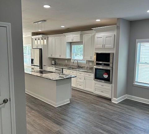 2nd image of 222 Taylor Cir