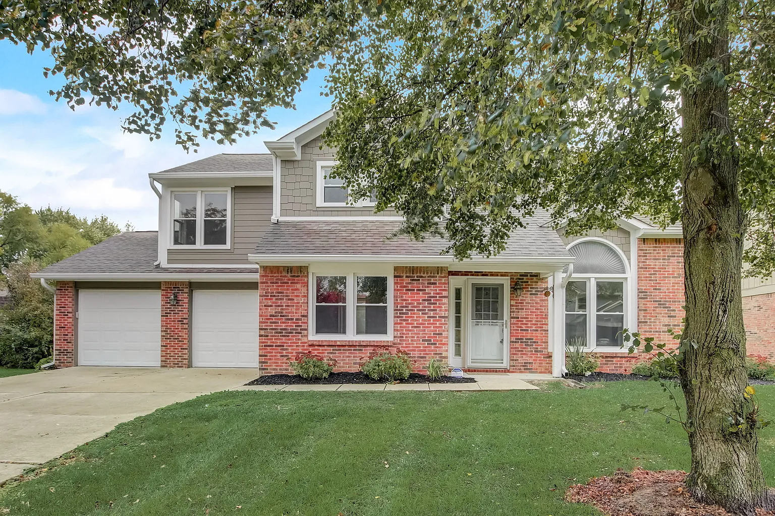 1802 Misty Lake Dr photo 1