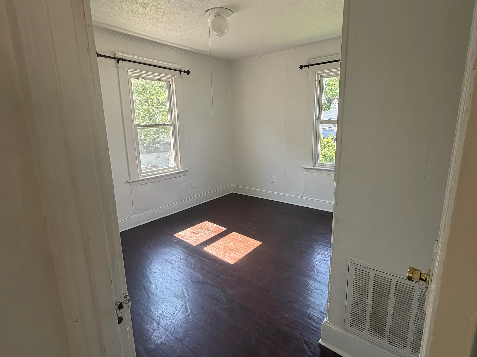 2 bed, $1,850 — Photo 4