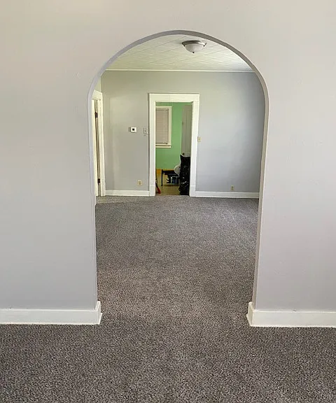 living room looking to kitchen