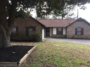 1913 Tissington Dr, Horn Lake, MS 38637