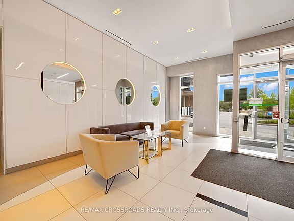 4th image of 20 Meadowglen Pl #633