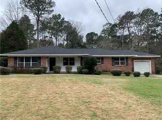 536 S Valley Rd, Chickasaw, AL 36611