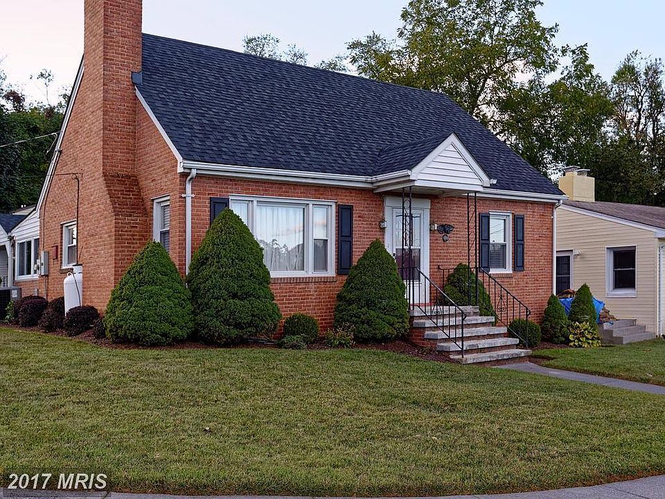1st image of 120 Manassas Ave