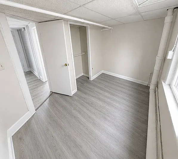 520 Schuyler Ave #BASEMENT — Photo 3