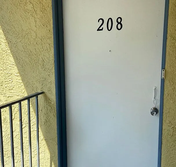 Apt Nelson — Photo 2