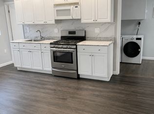 3860 Merrick Rd APT B, Seaford, NY 11783