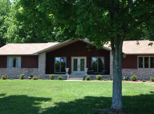 201 Volunteer Rd, Murfreesboro, TN 37128