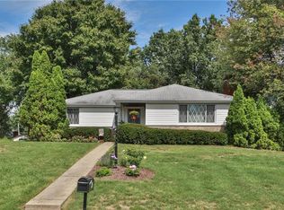 961 Amaryllis Dr, Pittsburgh, PA