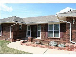 1st image of 10425 Leicester Dr