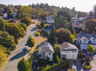 1265 Woodway Rd, Esquimalt, BC V9A4W8