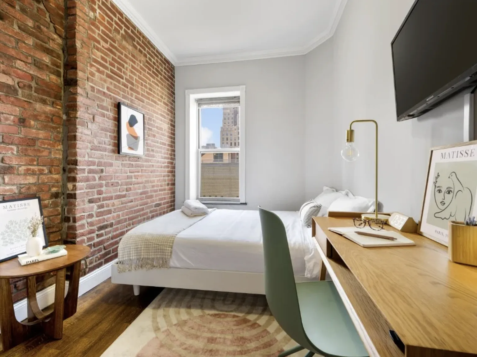 437 West 53rd Street — Photo 2