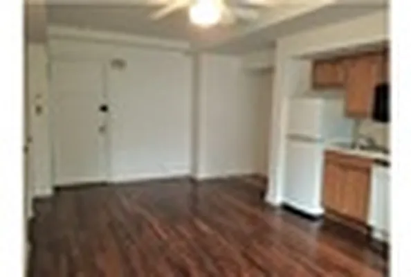 Rented by City Connections Realty | media 6